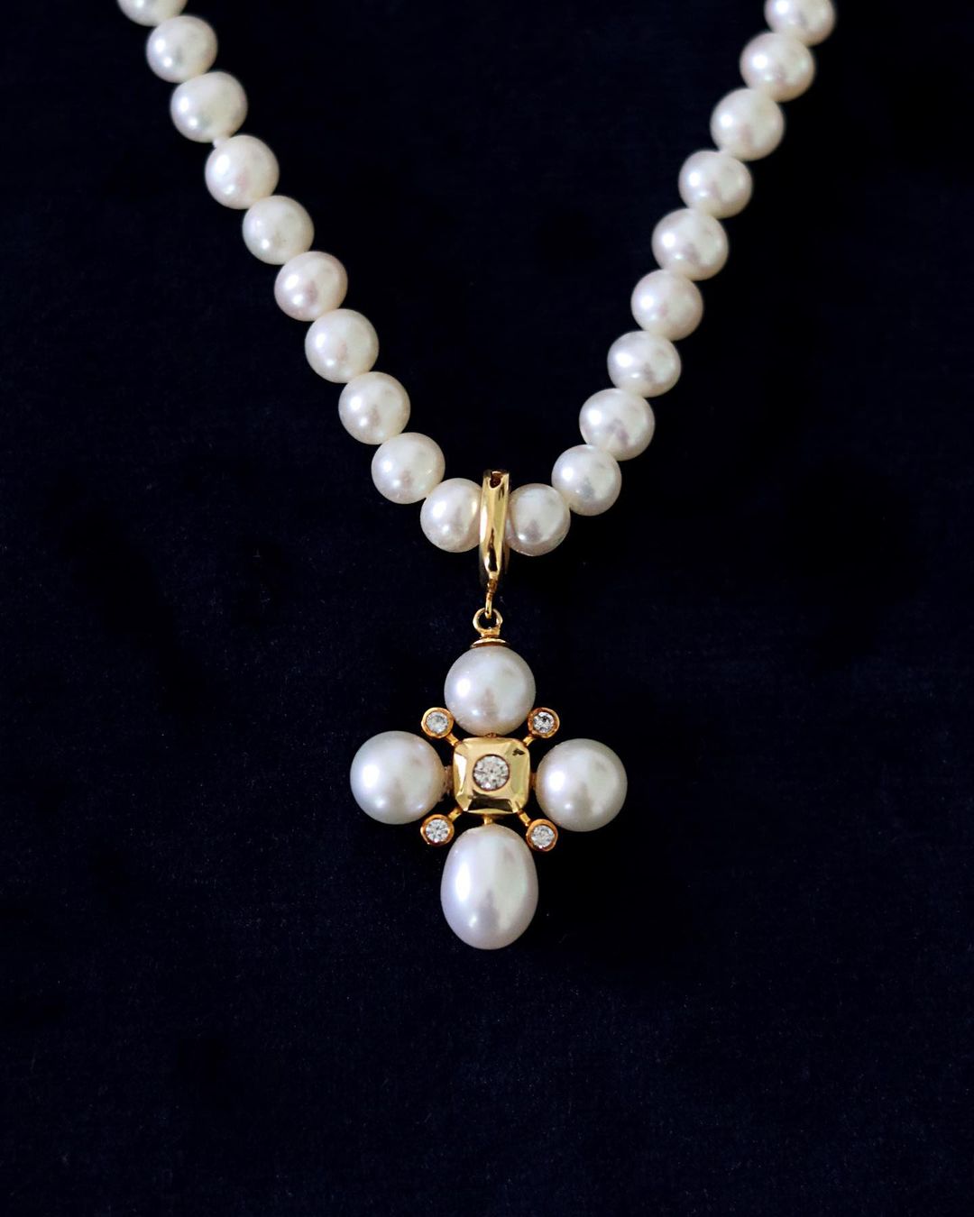 No. 51 Cross Lock Pendant