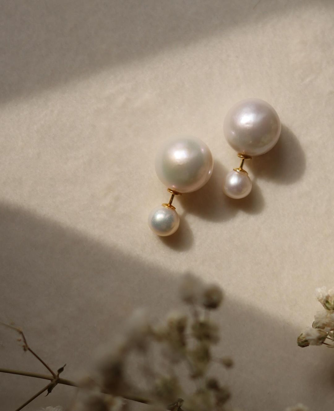 No. 66 Pearl Earrings