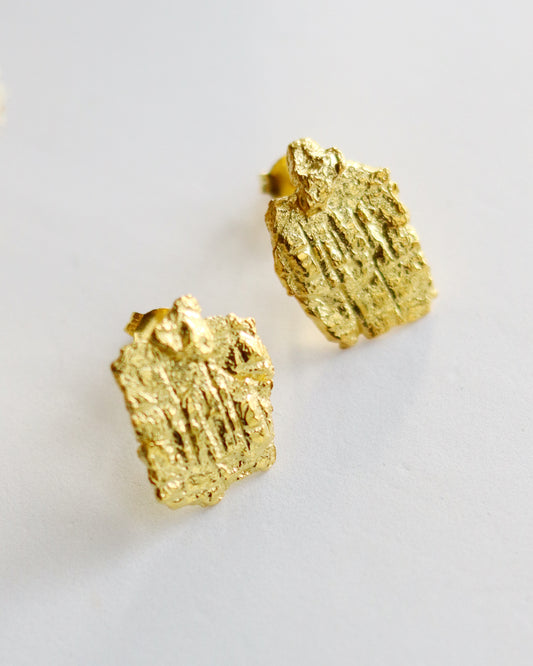 Bark Studs