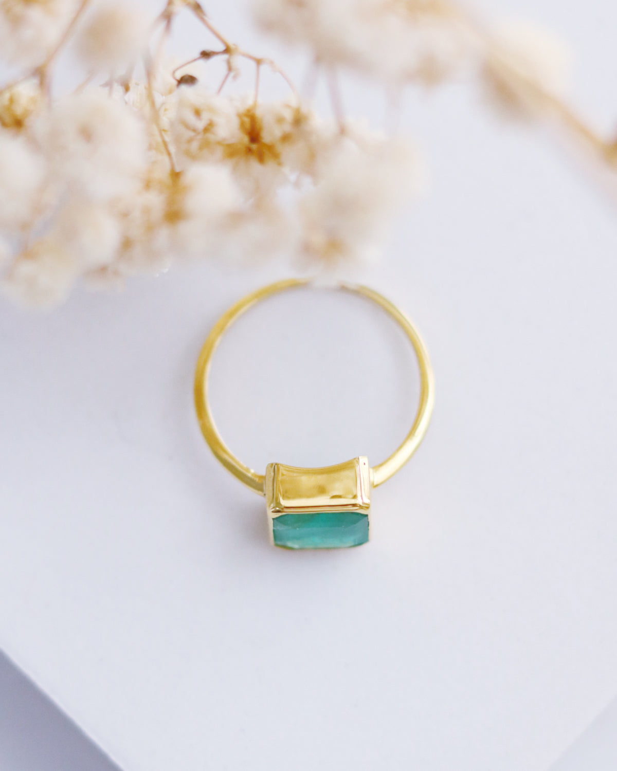 Emerald 14k Gold Solitaire Ring II