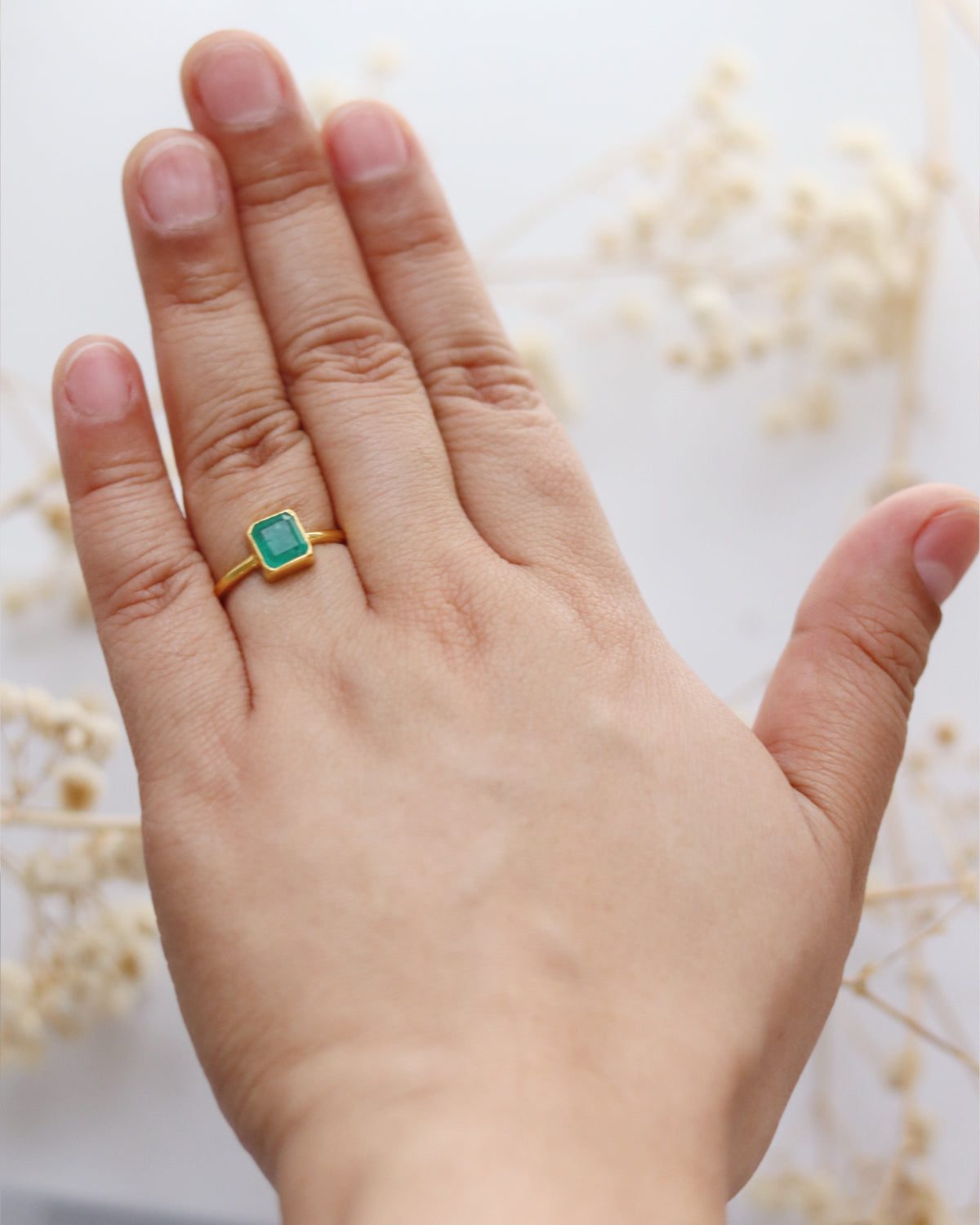 Emerald 14k Gold Solitaire Ring