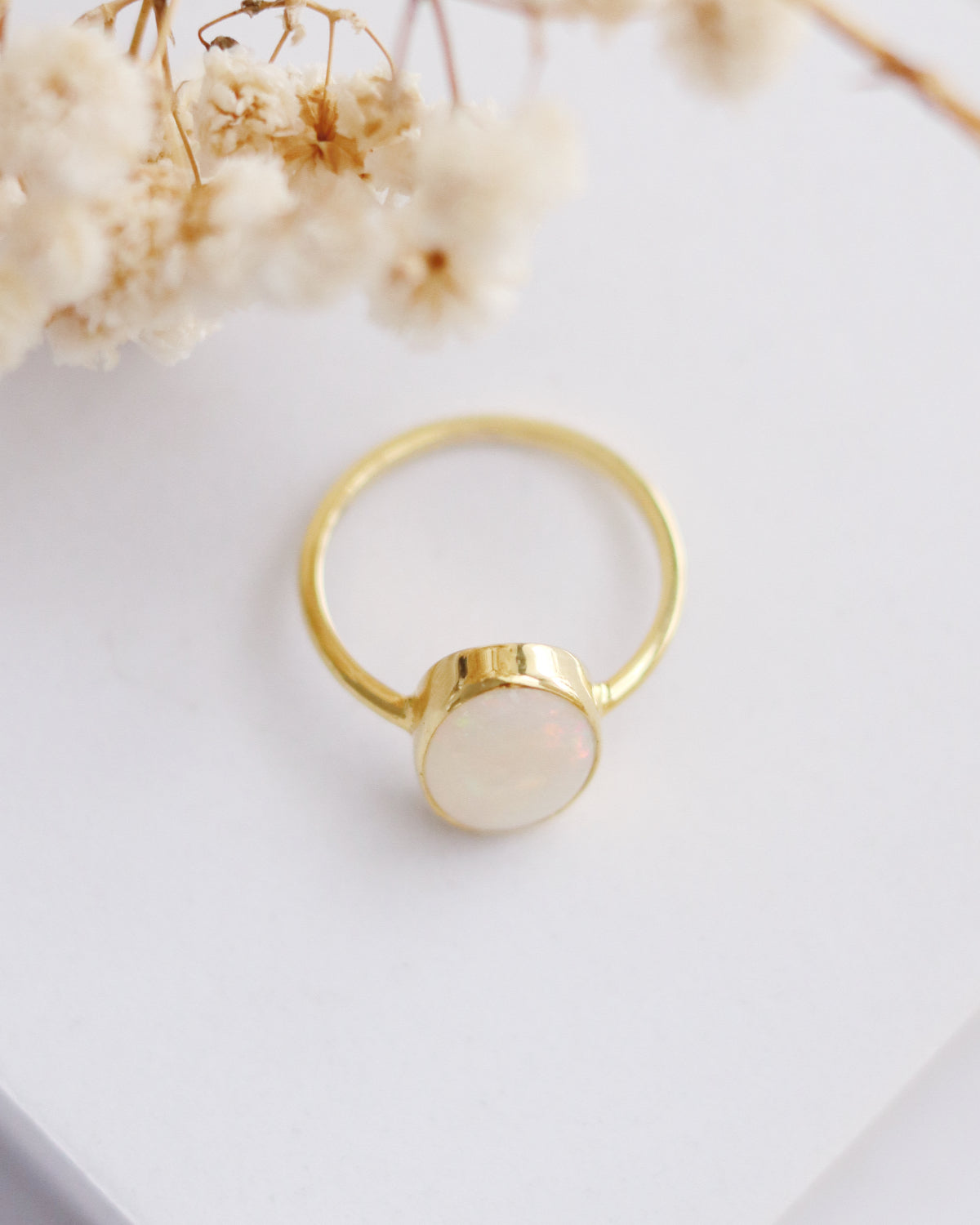 Opal 14k Gold Solitaire Ring