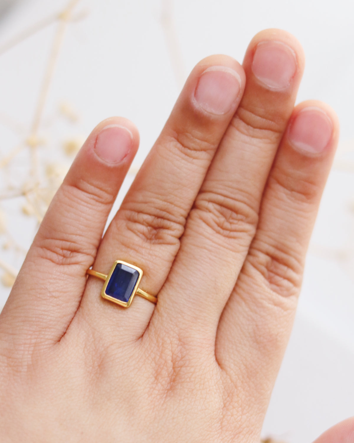 Sapphire 14k Gold Solitaire Ring
